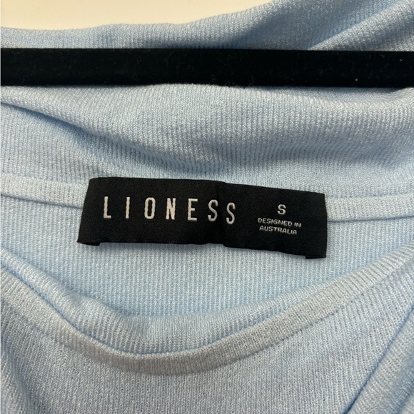 Lioness field of dreams maxi dress in light blue - Picture 2 of 3